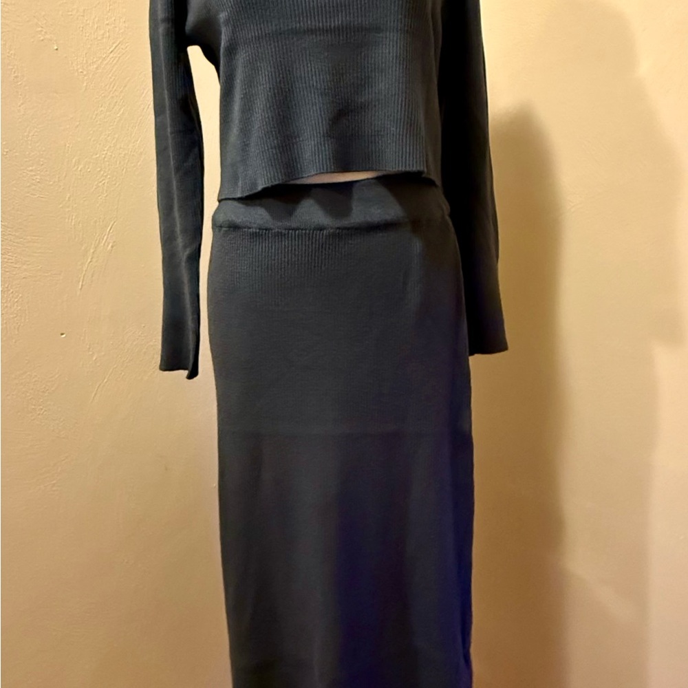 Elegant Black Women's Skirt